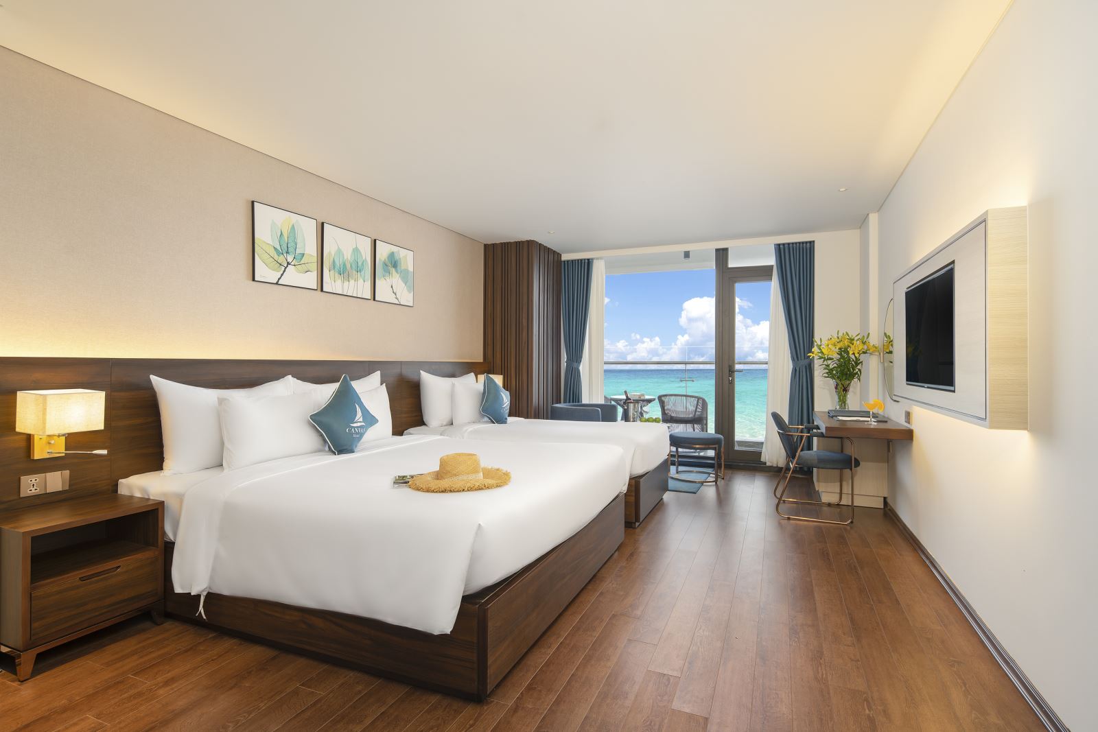 Canvas Hotel